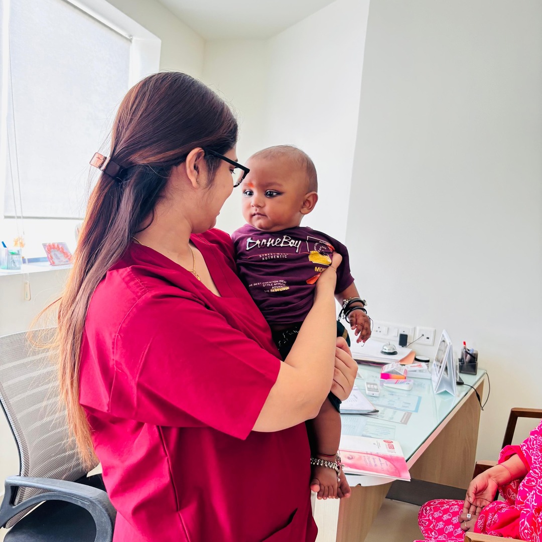 HomeIVF fertility team introducing a newborn baby to the new parents
